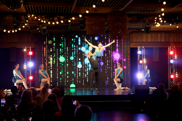 15 jarig jubileum dinnershow - Sintvoorieder1