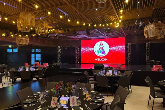 15 jarig jubileum dinnershow - Sintvoorieder1